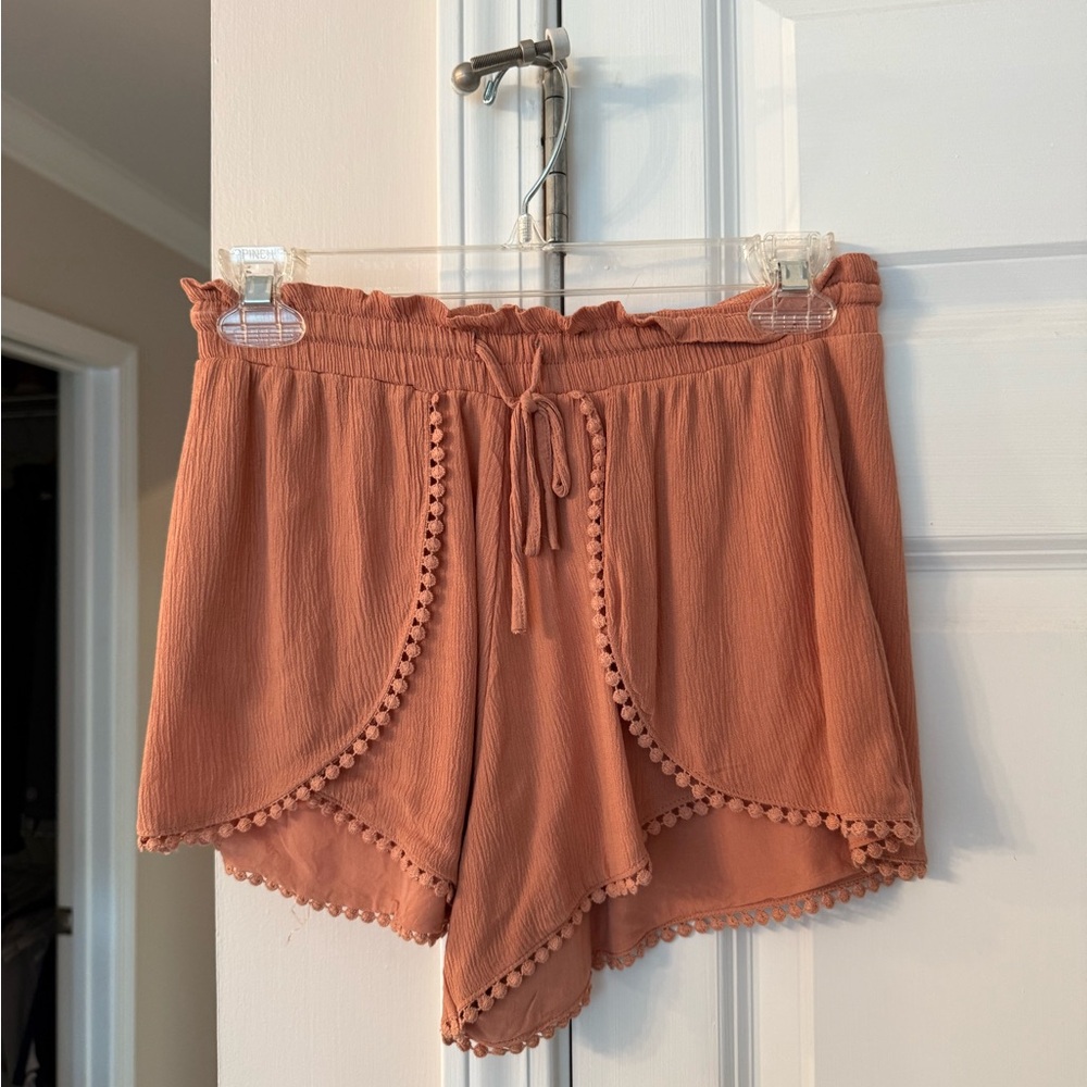 Women's Tan Pom-Pom Trim Shorts